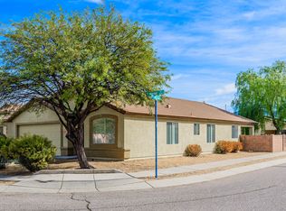 10591 S Varner Dr, Vail, AZ 85641