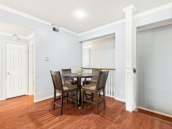 4th image of 2524 Preston Rd APT 203