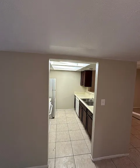 5713 N 44th Ave — Photo 3