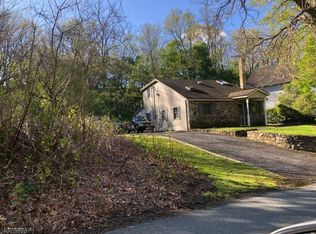 2978 River Rd, Phillipsburg, NJ 08865