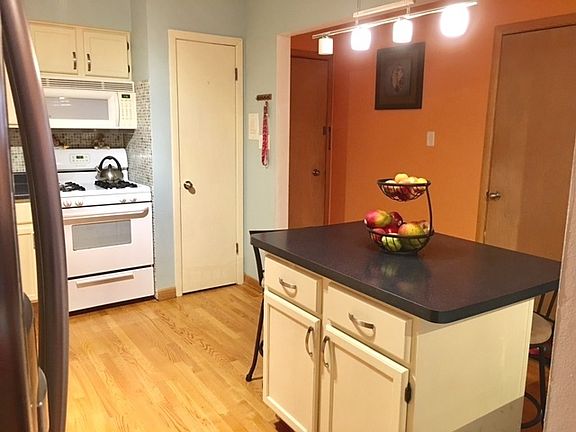 3rd image of 3101 Paris Ave APT 108