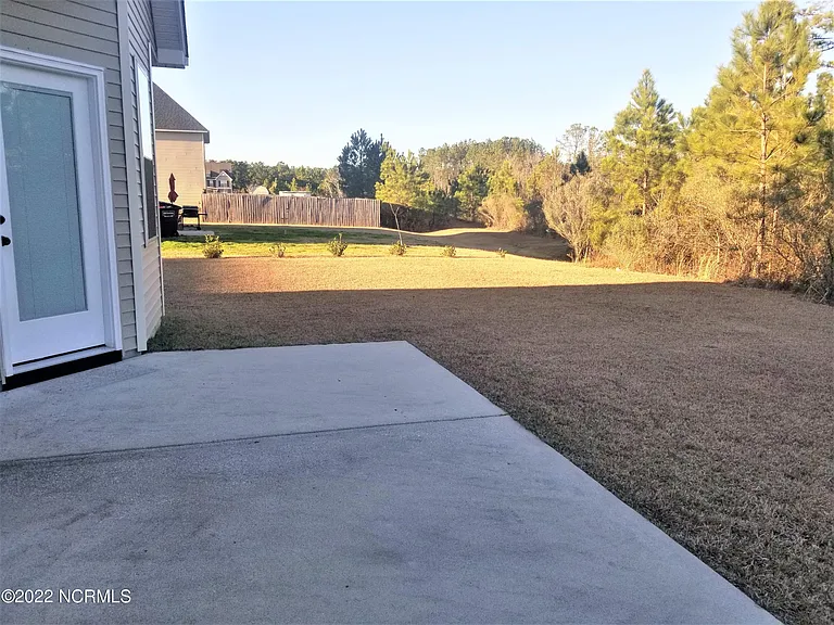 411 Cyrus Thompson Dr — Photo 42