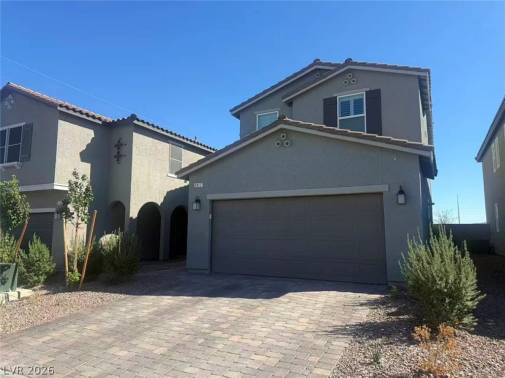 4 bed, 3.0 bath, 2118 sqft, $2,350 — Photo 2