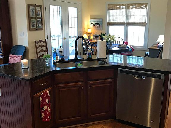 5th image of 134 Pointe O Woods Dr
