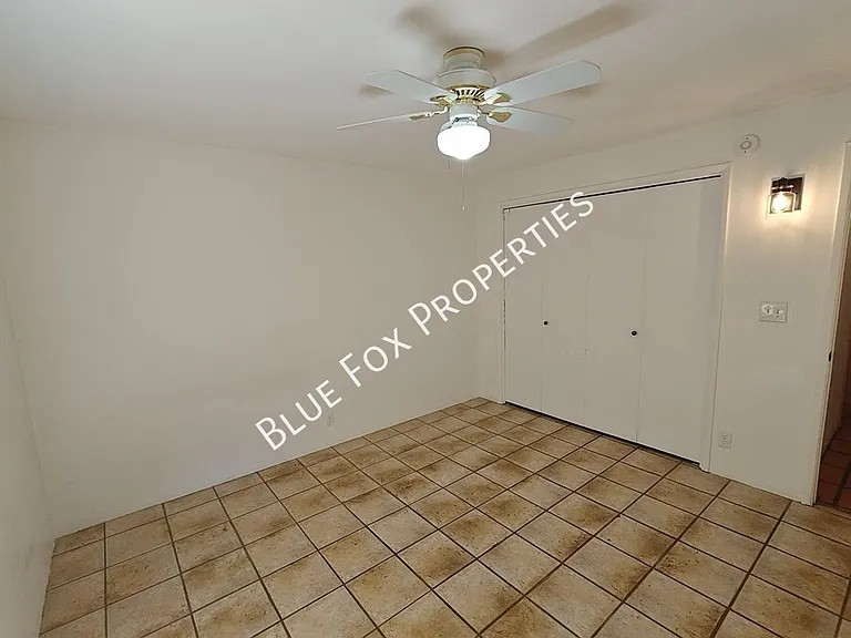 2781 W Calle Carapan — Photo 22