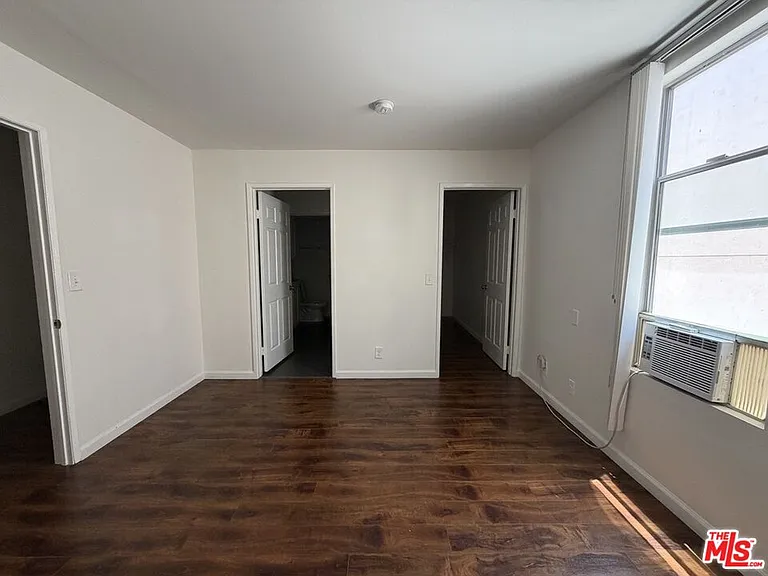 1337 N Sierra Bonita Ave #204 — Photo 11