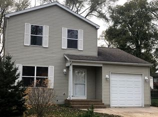 417 North Blvd, McHenry, IL 60051