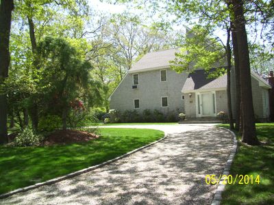 2 Oak Ln, Hampton Bays, NY, 11946