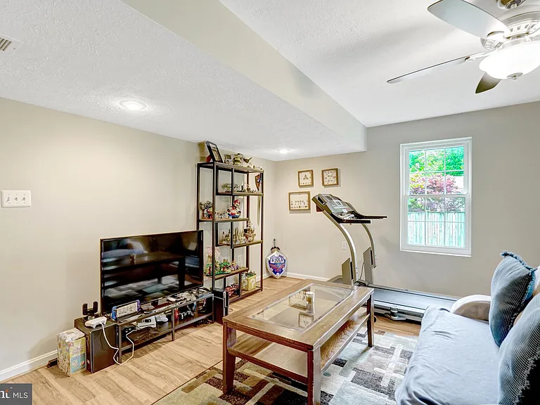 7729 Silver Sage Ct — Photo 57