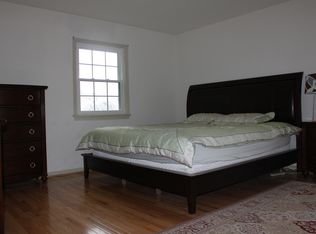 8603 Hilltop Rd, Vienna, VA 22180