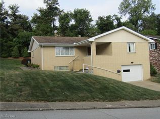 131 Forest Rd, Weirton, WV 26062