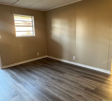5th image of 805 North Ave APT 103