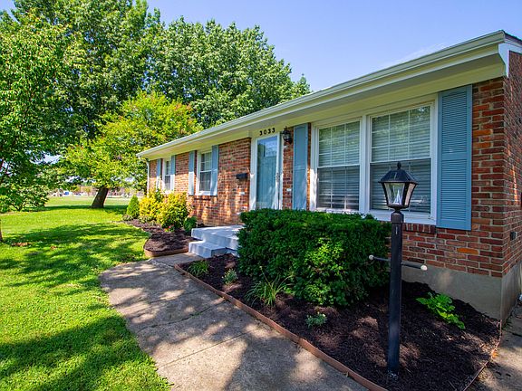 4th image of 3033 Casswood Dr