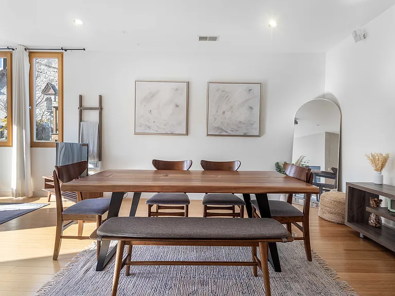 210 Bolton St #6 — Photo 11