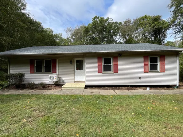 109 Church Hill Rd, Ledyard, CT 06339