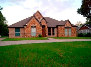 916 Nannette St, Fort Worth, TX 76114