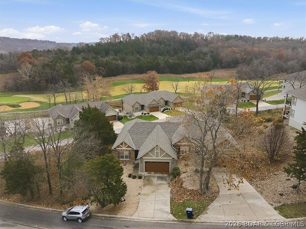 404 Country Ridge Dr