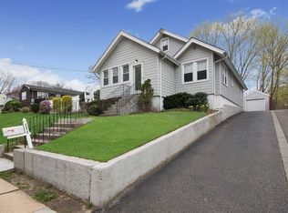 2876 Pond Rd, Ronkonkoma, NY 11779