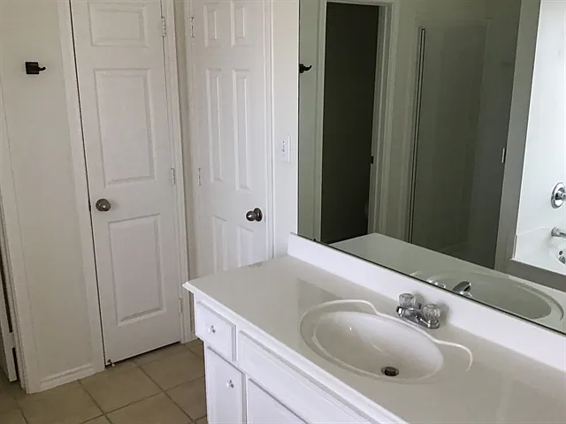 11011 Pierce Valley Dr — Photo 11