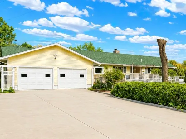 2502 Nelson Ave, Otho, IA 50569