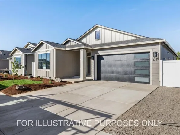 7917 Alyce Mae Way, White City, OR 97503