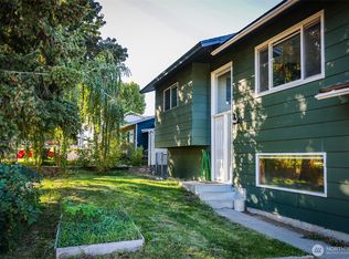 227 E Franklin, Chelan, WA 98816