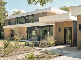1112 W Annie St, Austin, TX 78704