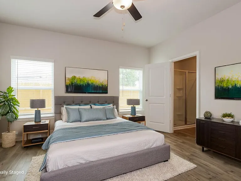 15667 Plum Brook Dr — Photo 10