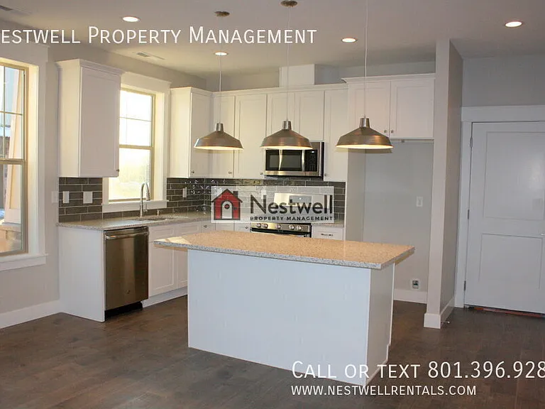 10486 S Beetdigger Blvd — Photo 3