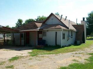 415 S Elm St, Douglass, KS 67039