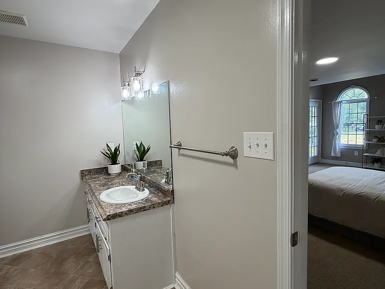 1507 Southcreek Dr — Photo 30