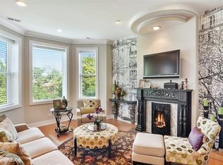 2727 W Evergreen Ave #3, Chicago, IL 60622