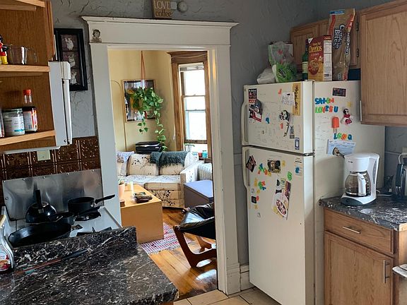 5th image of 1114 14th Ave SE #2
