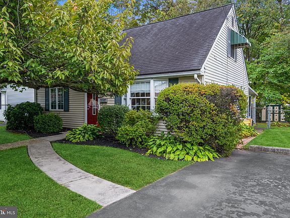 4th image of this home