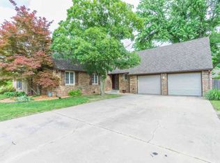 1313 E Hickory Branch St, Derby, KS 67037
