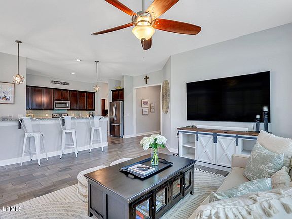 5th image of 81 Stillhaven Circle
