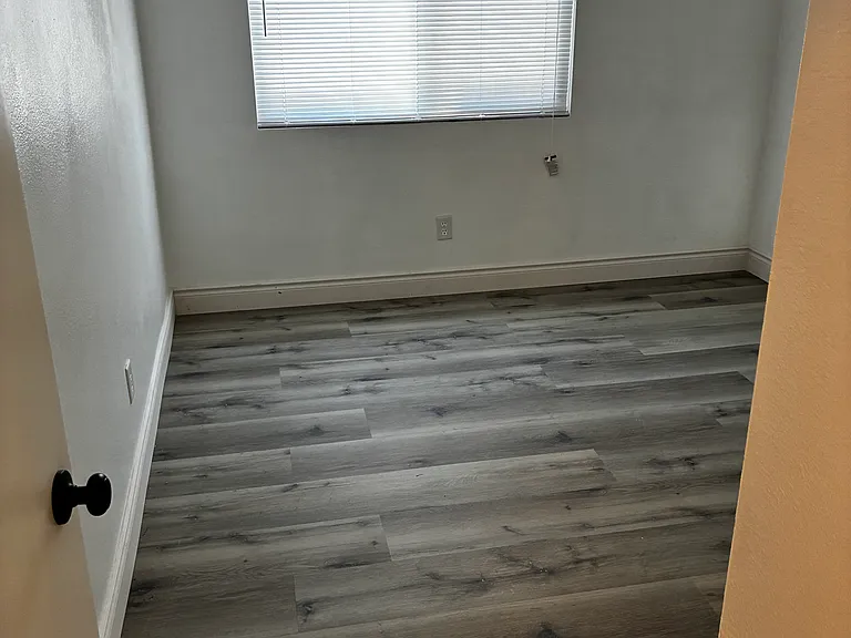 4287 Apex Dr — Photo 22