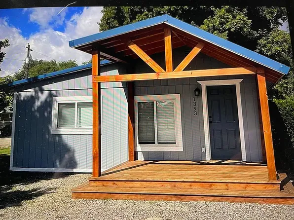 1393 Claude Rd, Ontario, OR 97914