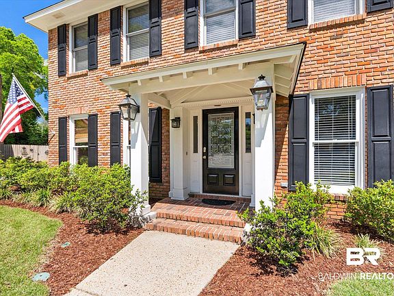 3rd image of 5700 Regency Ct S
