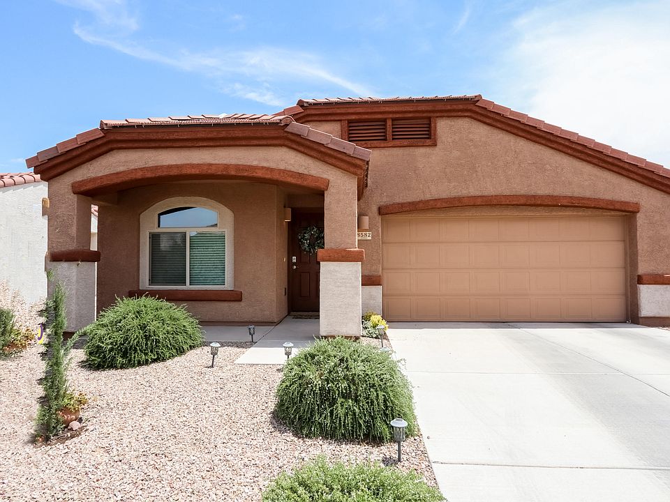 1st image of 8582 N Continental Links Dr