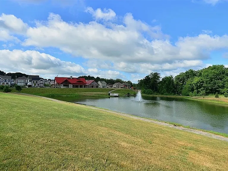 202 Venango Trl — Photo 10