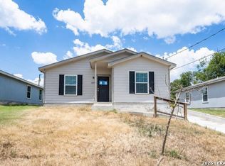 1007 Yucca St, San Antonio, TX 78220