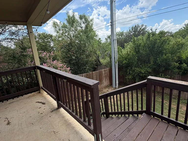 7615 Equinox Hl — Photo 23