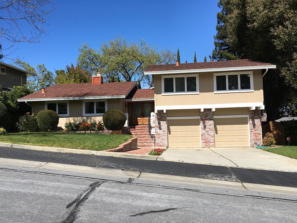 1st image of 1020 Deanna Dr