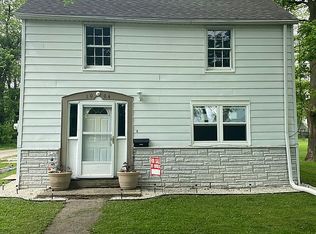 1004 E Jefferson St, Pana, IL