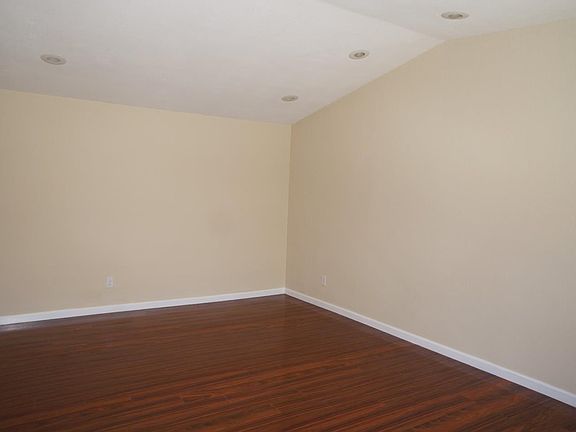 4th image of 2044 Nottoway Ave