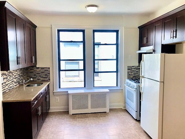 1st image of 31-51 33rd St #3R