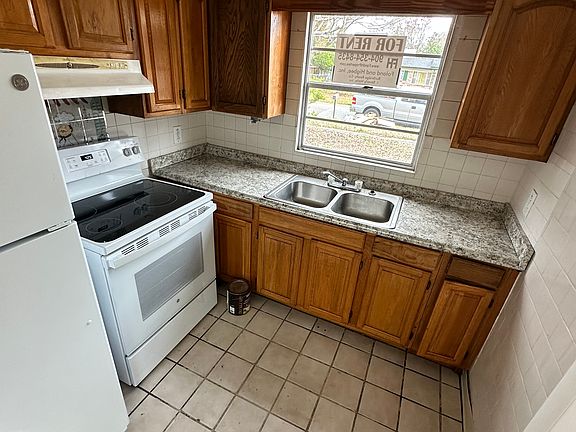 5th image of 5214 Acoma Ave