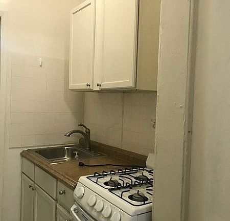 2nd image of 535 W 135th St APT 1F