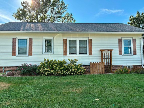5th image of 12126 Maxwell Hall Rd